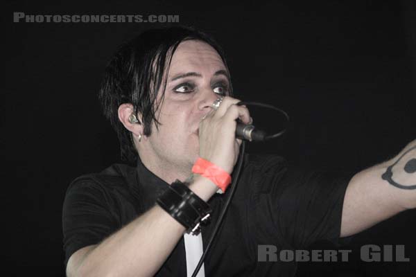 APOPTYGMA BERZERK - 2007-07-21 - PARIS - Le Bataclan - 